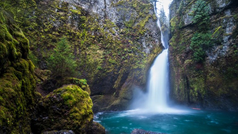 Wahkeena Falls in Oregon