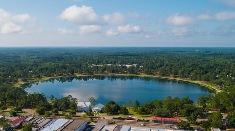 Lake DeFuniak, DeFuniak Springs