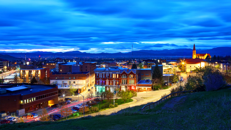 The city of Helena at dusk