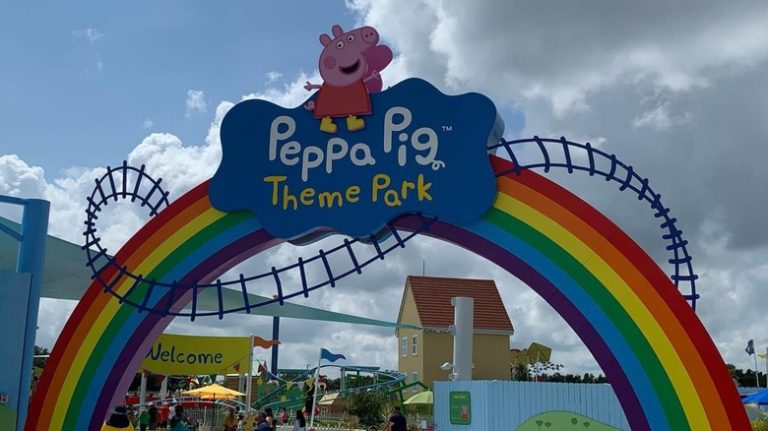 Peppa Pig Theme Park entrance