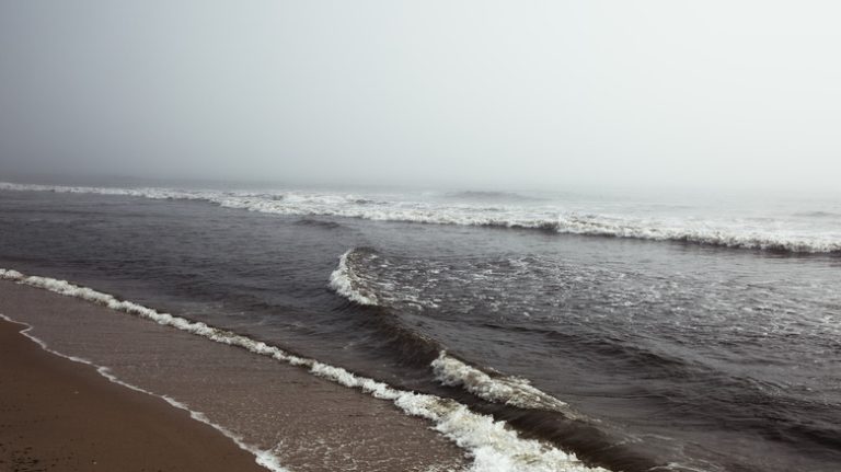 Newcomb Hollow Beach on a cloudy day