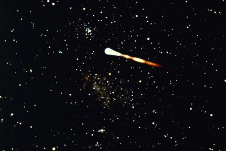 <h3>Exploring the Three Components of a Comet</h3>