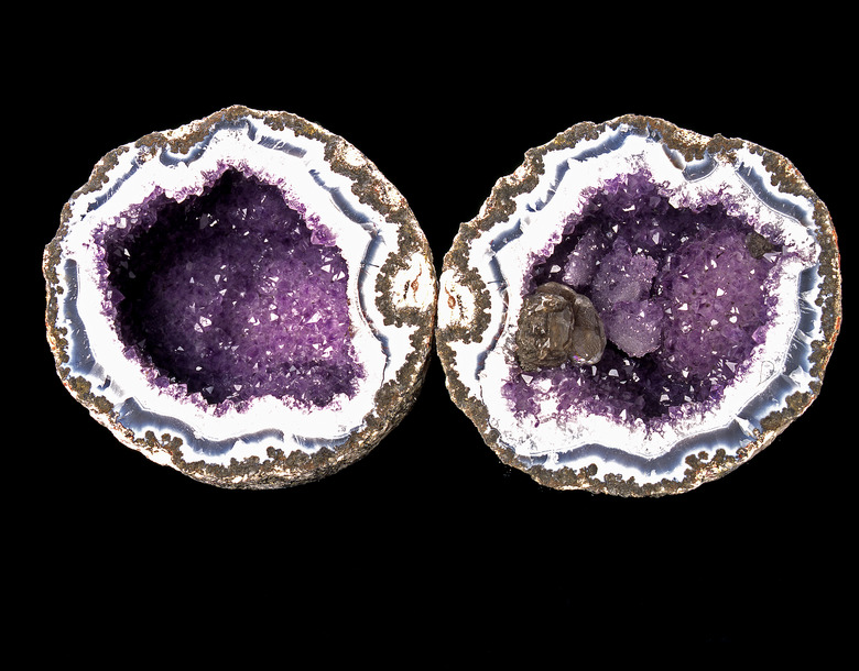 <h3>Interesting Insights into Geodes</h3>