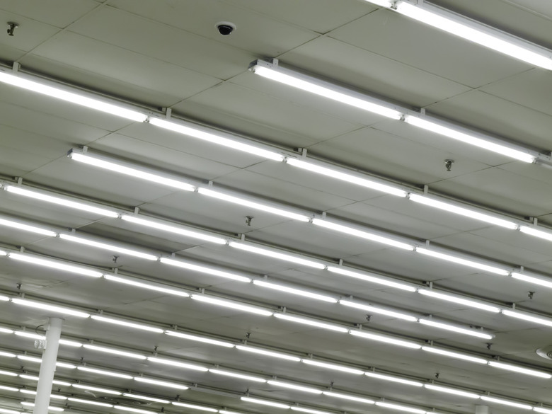 <h3>Understanding the Causes of Flickering in Fluorescent Light Bulbs</h3>