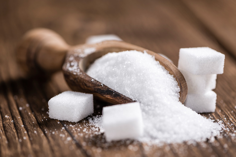 <h3>The Differences Between Salt and Sugar</h3>