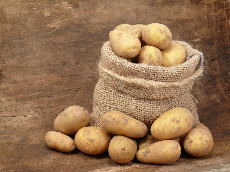 <h3>Understanding the Functionality of a Potato Clock</h3>