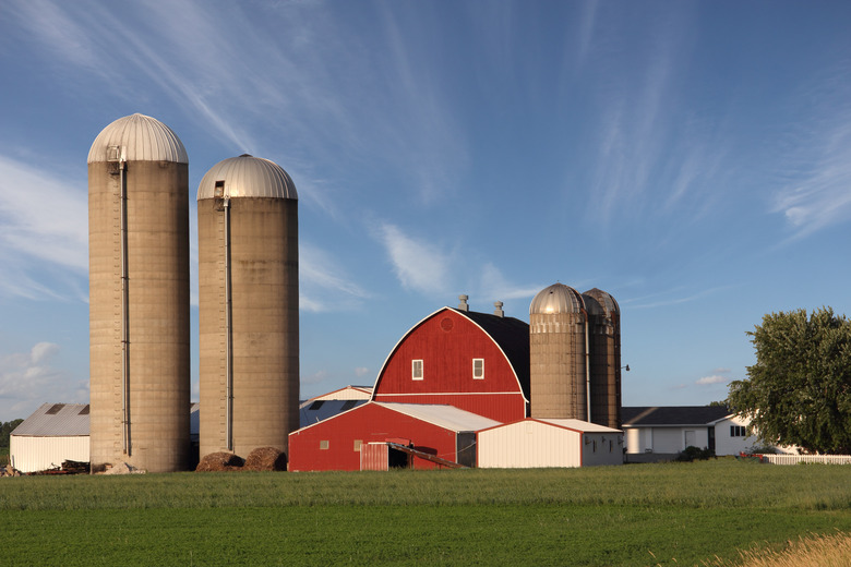 <h3>Understanding the Functionality of Grain Silos</h3>