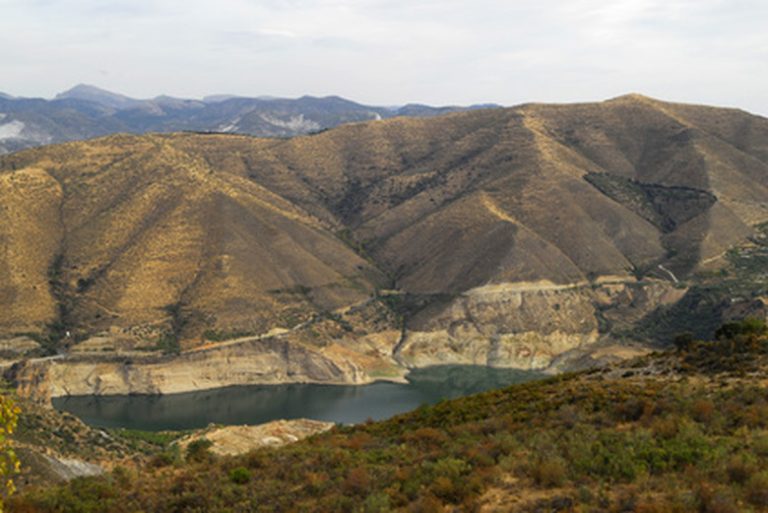 <h3>Exploring California's Diverse Landforms</h3>