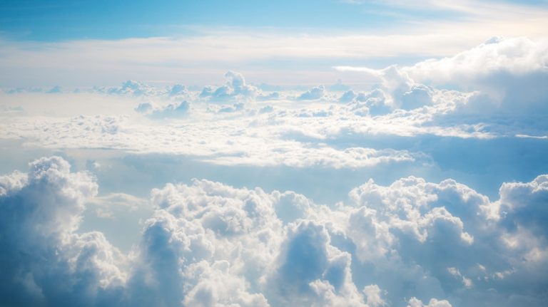 <h3>What is the Weight of Clouds? It Varies by Type</h3>