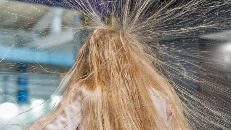 <h3>Eliminating Static Electricity from Your Body</h3>