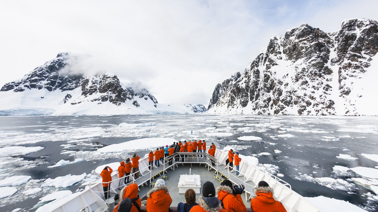 <h3>The Complex History Behind Antarctica's Discovery</h3>